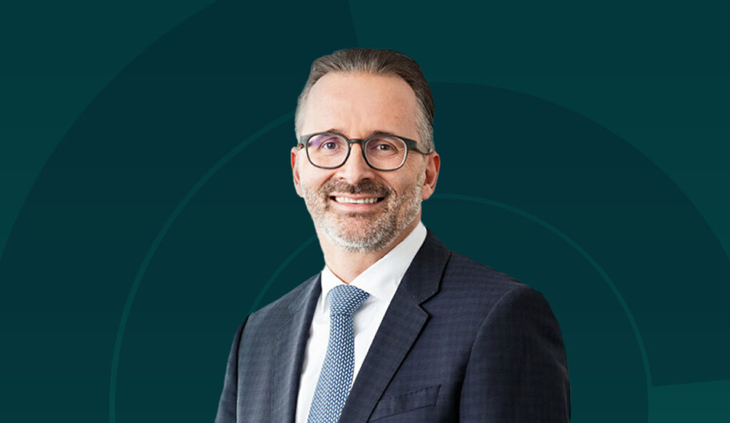 CEODialogue-CarstenKnobel-IbyIMD-Cards-5_3-1250x725 - IMD Business School CEO Dialogue with Henkel - IMD Business School